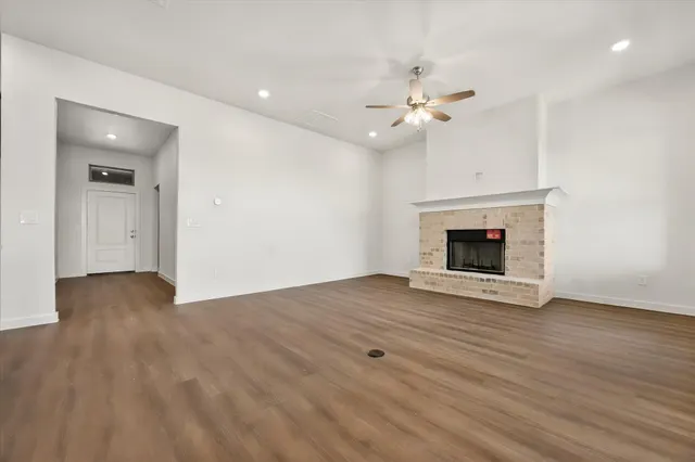 Photo 7 — 709 E 21st Street, Wolfforth, TX 79382