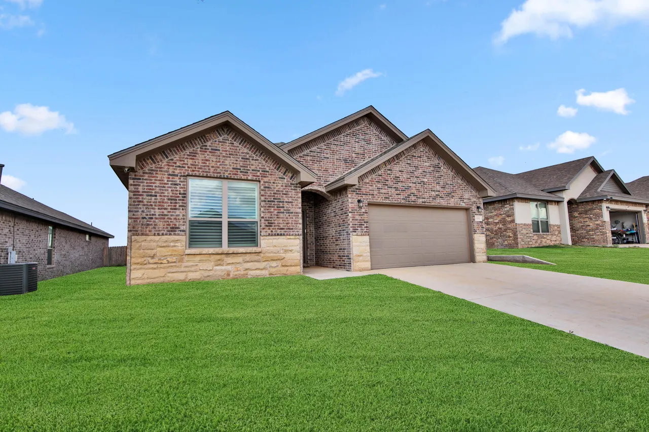 Photo 3 — 604 E 13th Street, Wolfforth, TX 79382