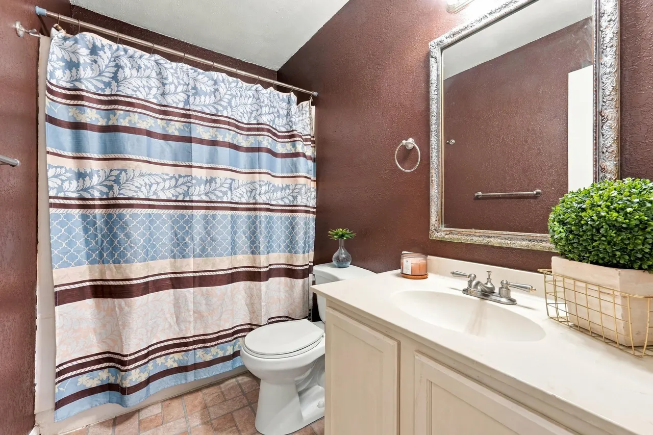 Photo 11 — 2909 94th Street, Lubbock, TX 79423