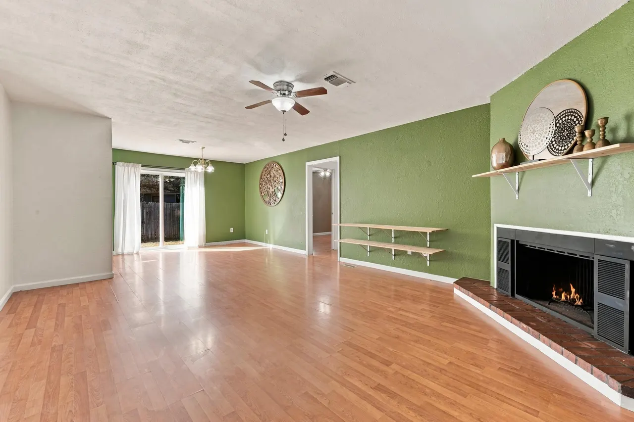 Photo 2 — 2909 94th Street, Lubbock, TX 79423