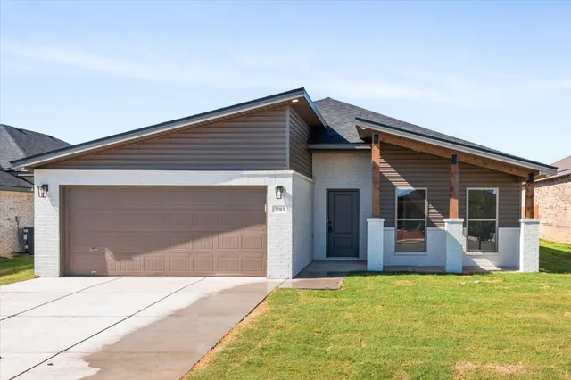Photo 2 — 3203 Harvest Avenue, Wolfforth, TX 79382