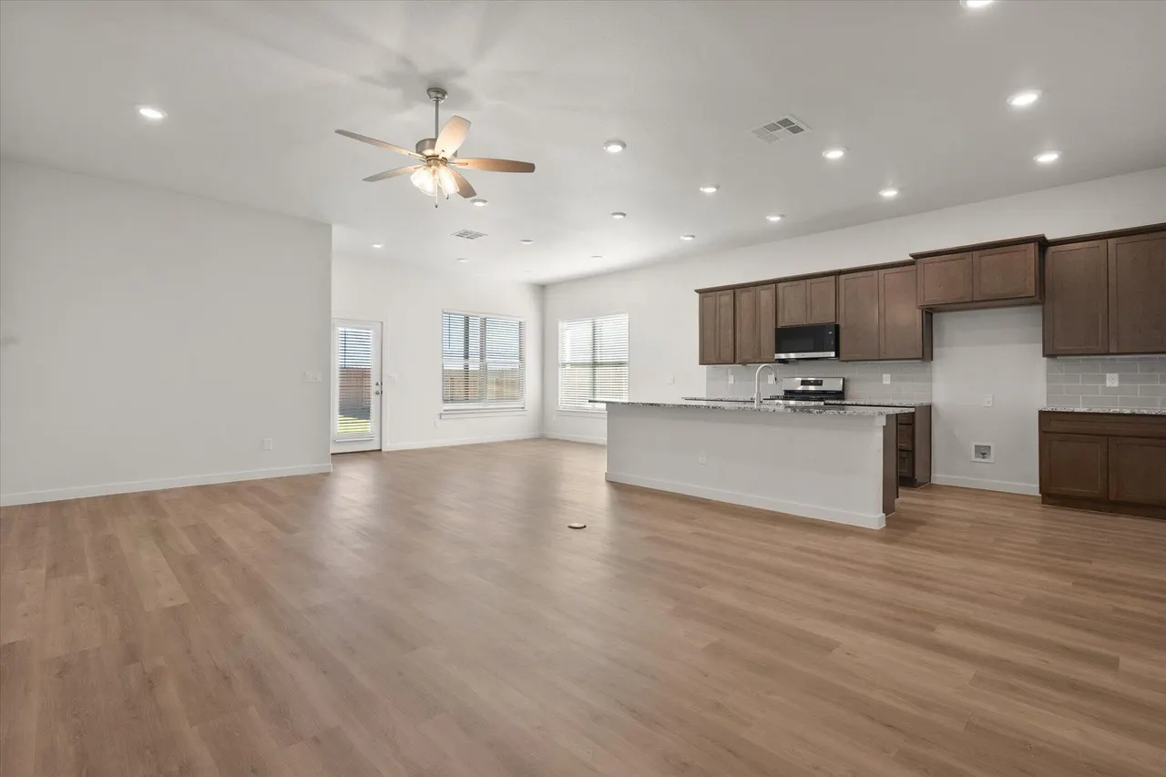 Photo 4 — 3206 Harvest Avenue, Wolfforth, TX 79382
