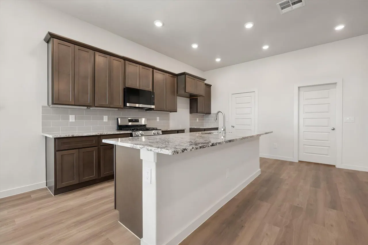 Photo 10 — 3206 Harvest Avenue, Wolfforth, TX 79382
