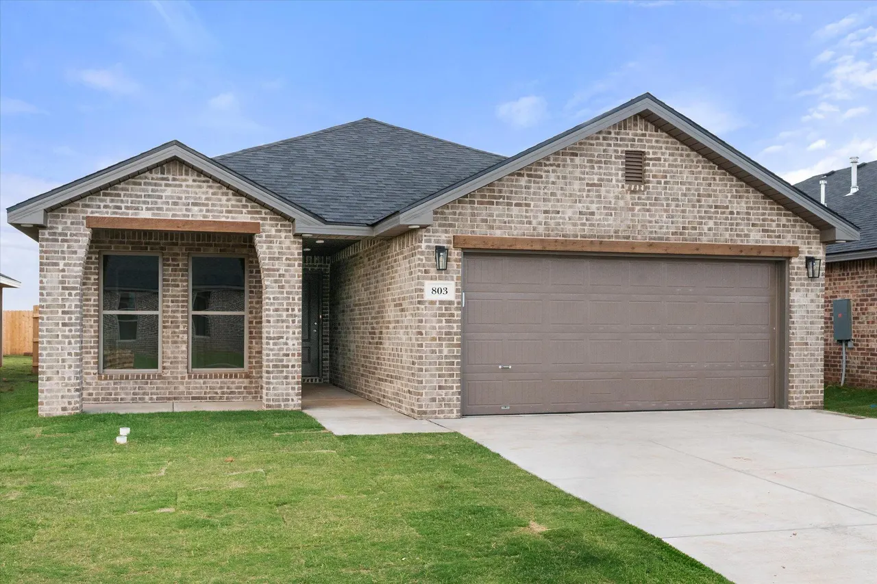 Front exterior — 803 E 21st Street, Wolfforth, TX 79382