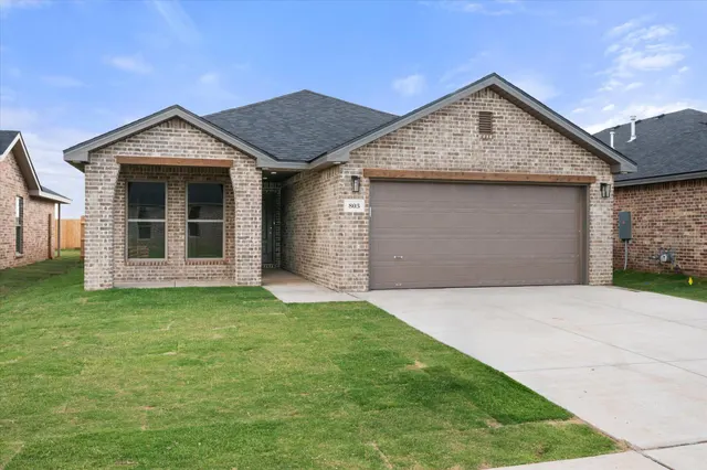 Photo 2 — 803 E 21st Street, Wolfforth, TX 79382