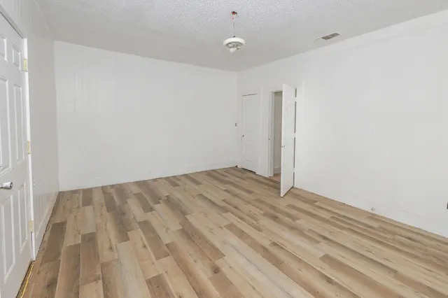 Photo 6 — 1916 Avenue O, Lubbock, TX 79411