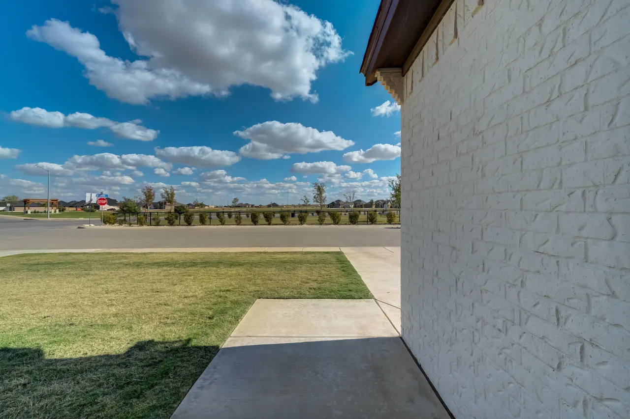 Photo 41 — 805 N 6th Circle, Wolfforth, TX 79382