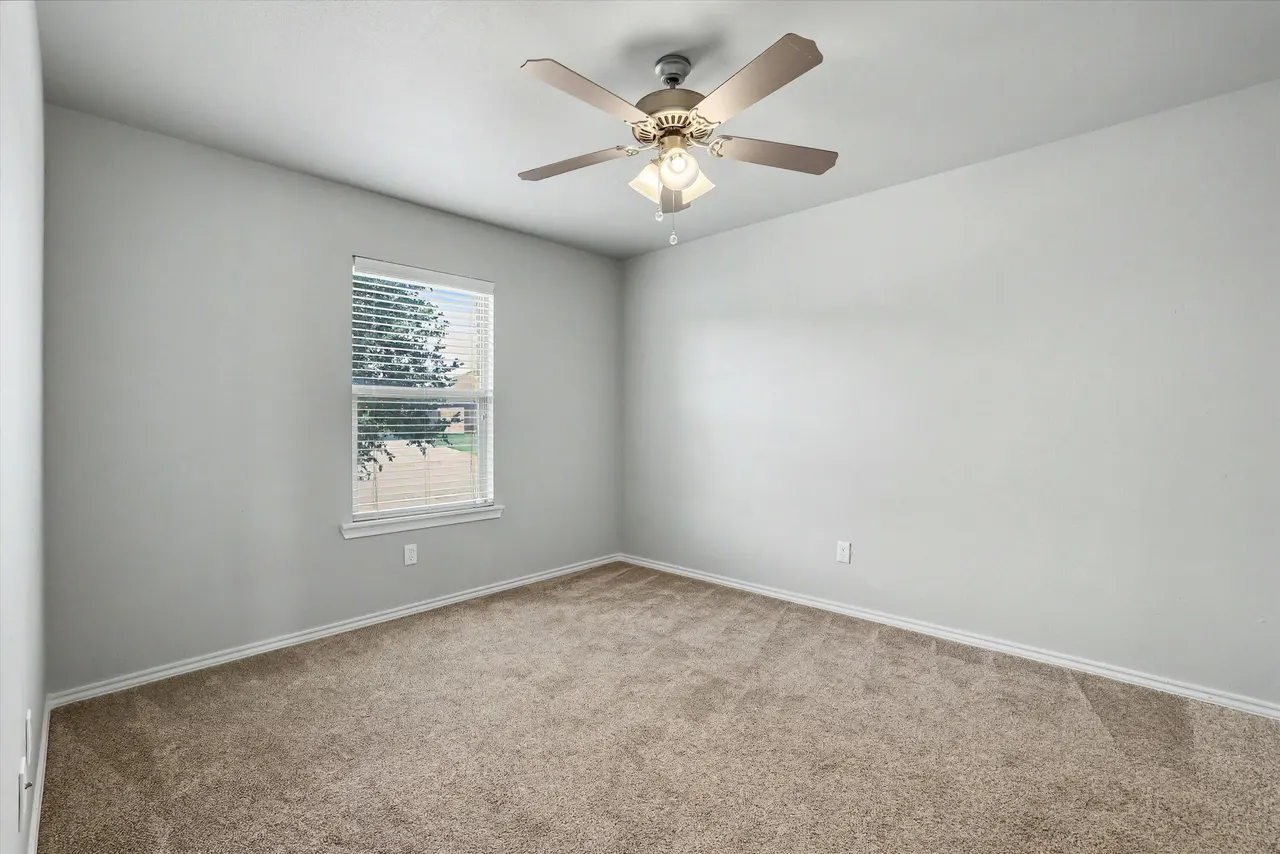 Photo 12 — 6902 67th Street, Lubbock, TX 79424