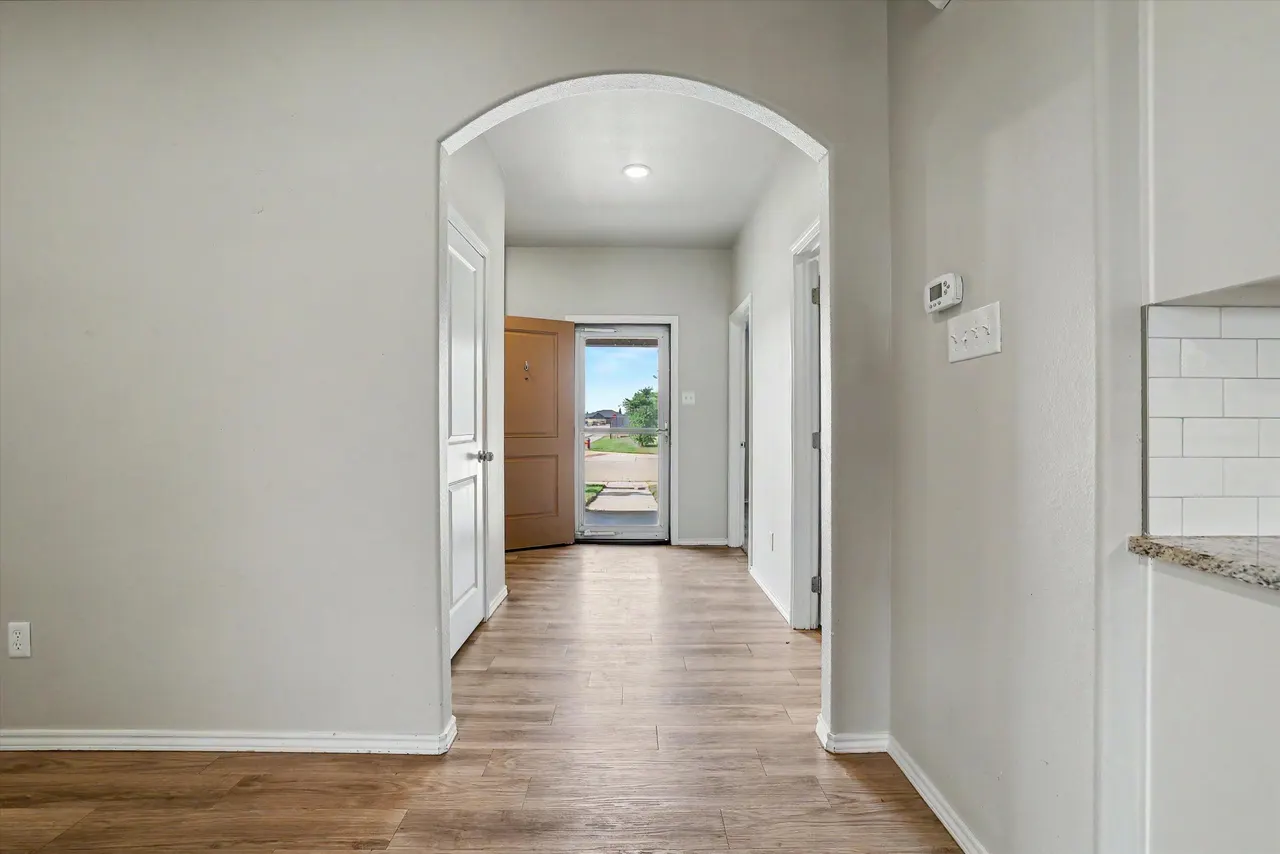 Photo 17 — 6902 67th Street, Lubbock, TX 79424