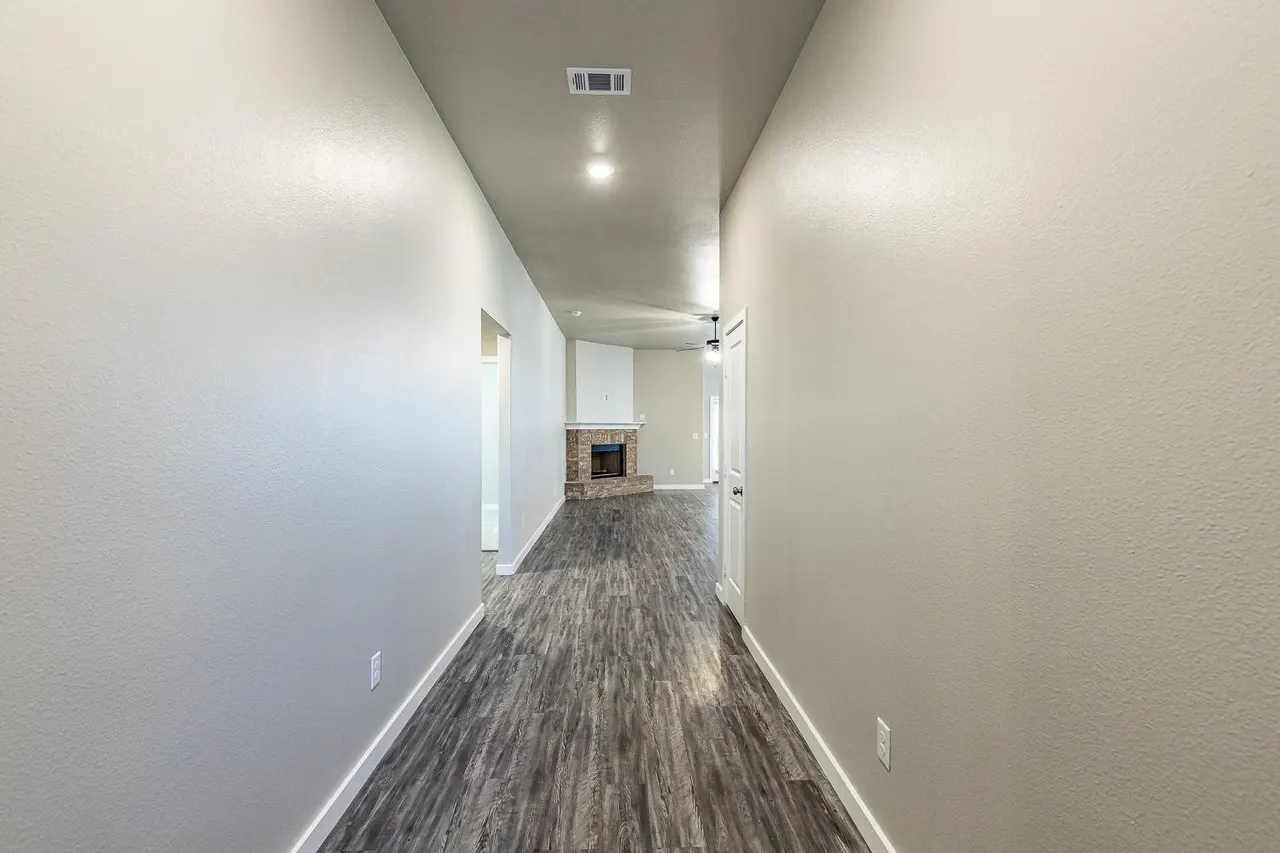 Photo 4 — 7528 98th Place, Lubbock, TX 79424