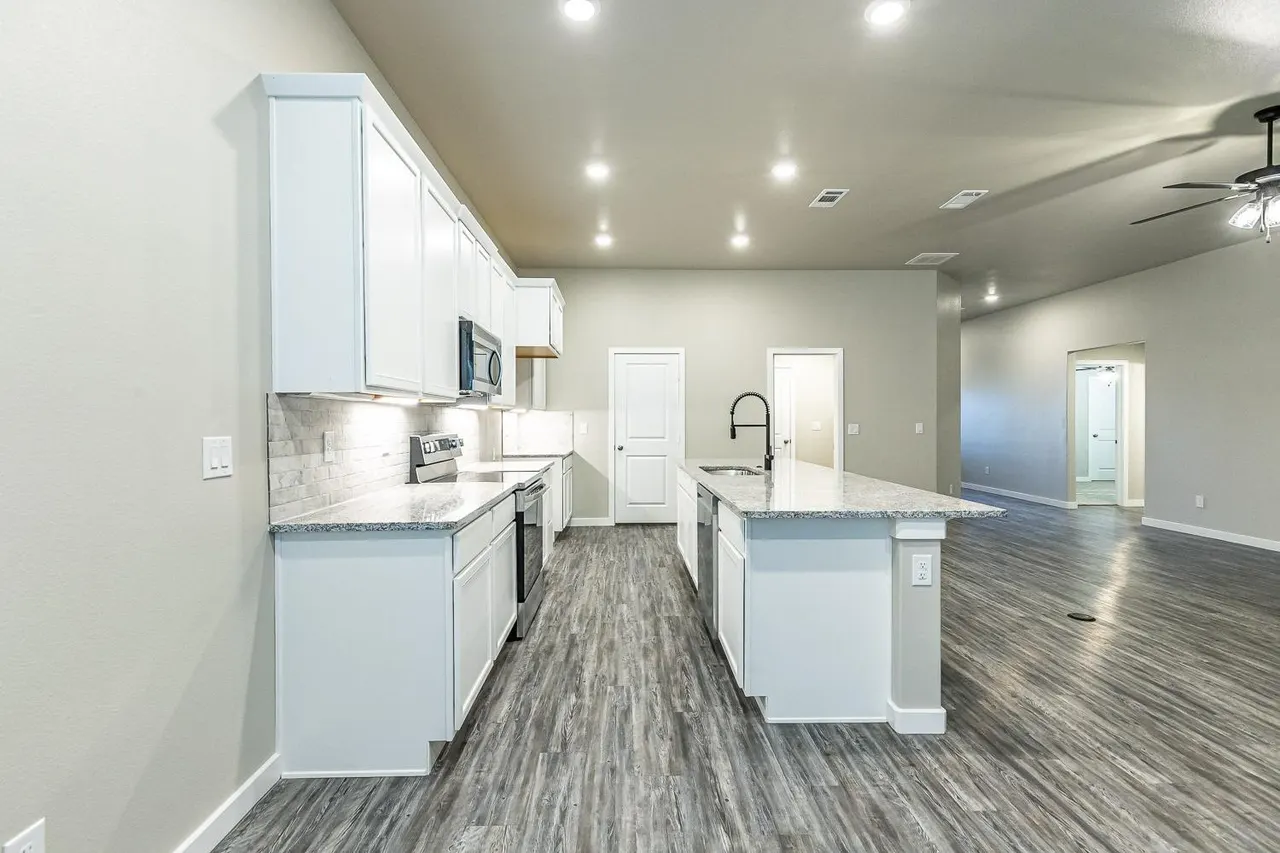 Photo 14 — 7528 98th Place, Lubbock, TX 79424