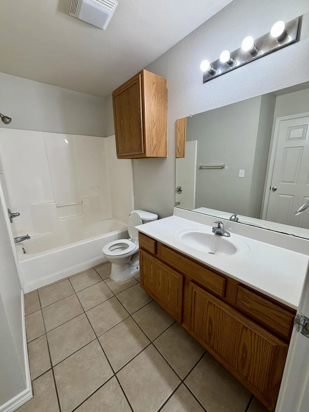 Photo 13 — 531 N Clinton Avenue A, Lubbock, TX 79416