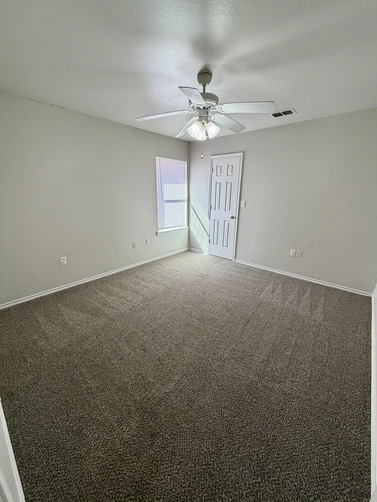 Photo 14 — 531 N Clinton Avenue A, Lubbock, TX 79416
