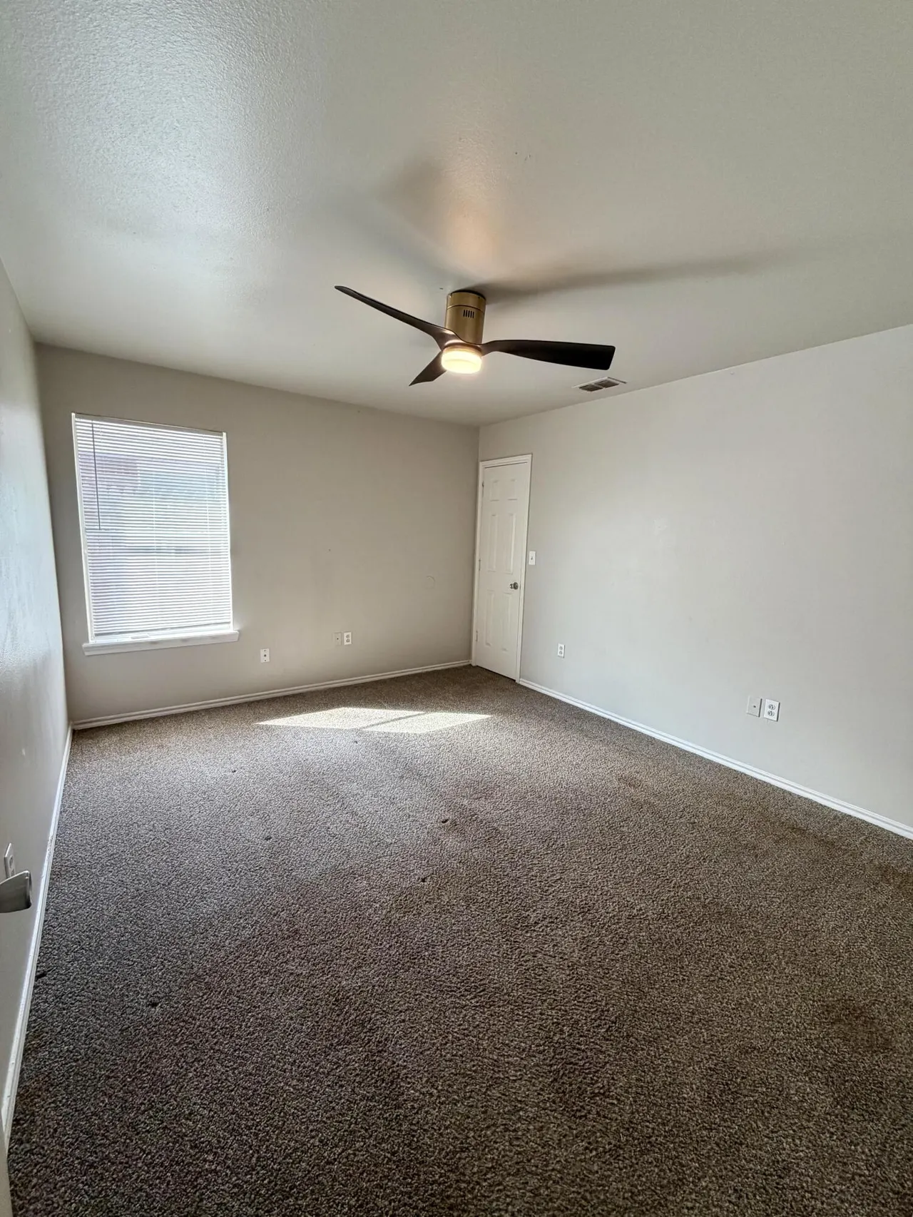 Photo 19 — 531 N Clinton Avenue A, Lubbock, TX 79416