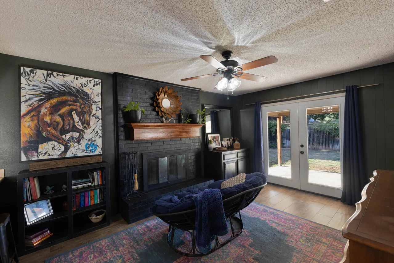 Photo 2 — 1411 6th Street, Shallowater, TX 79363