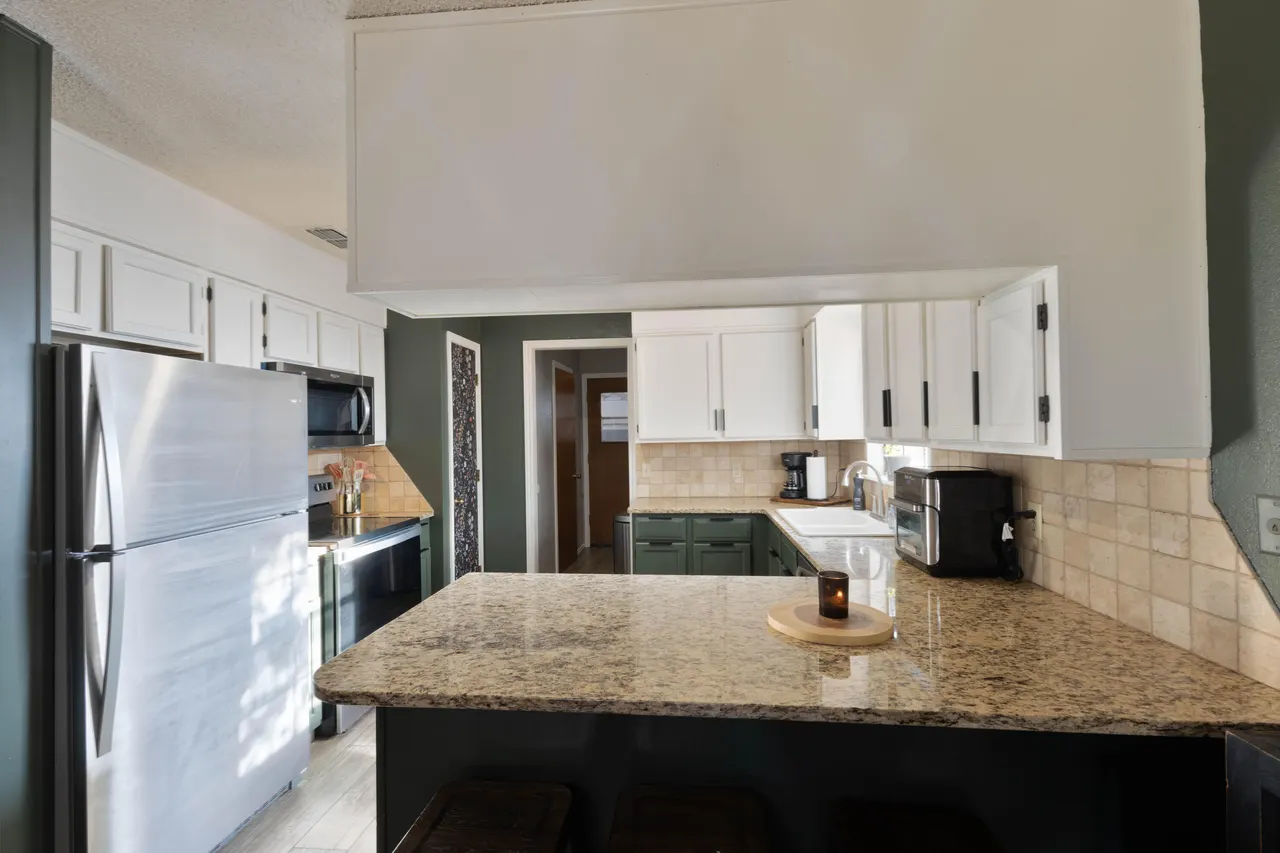 Photo 3 — 1411 6th Street, Shallowater, TX 79363