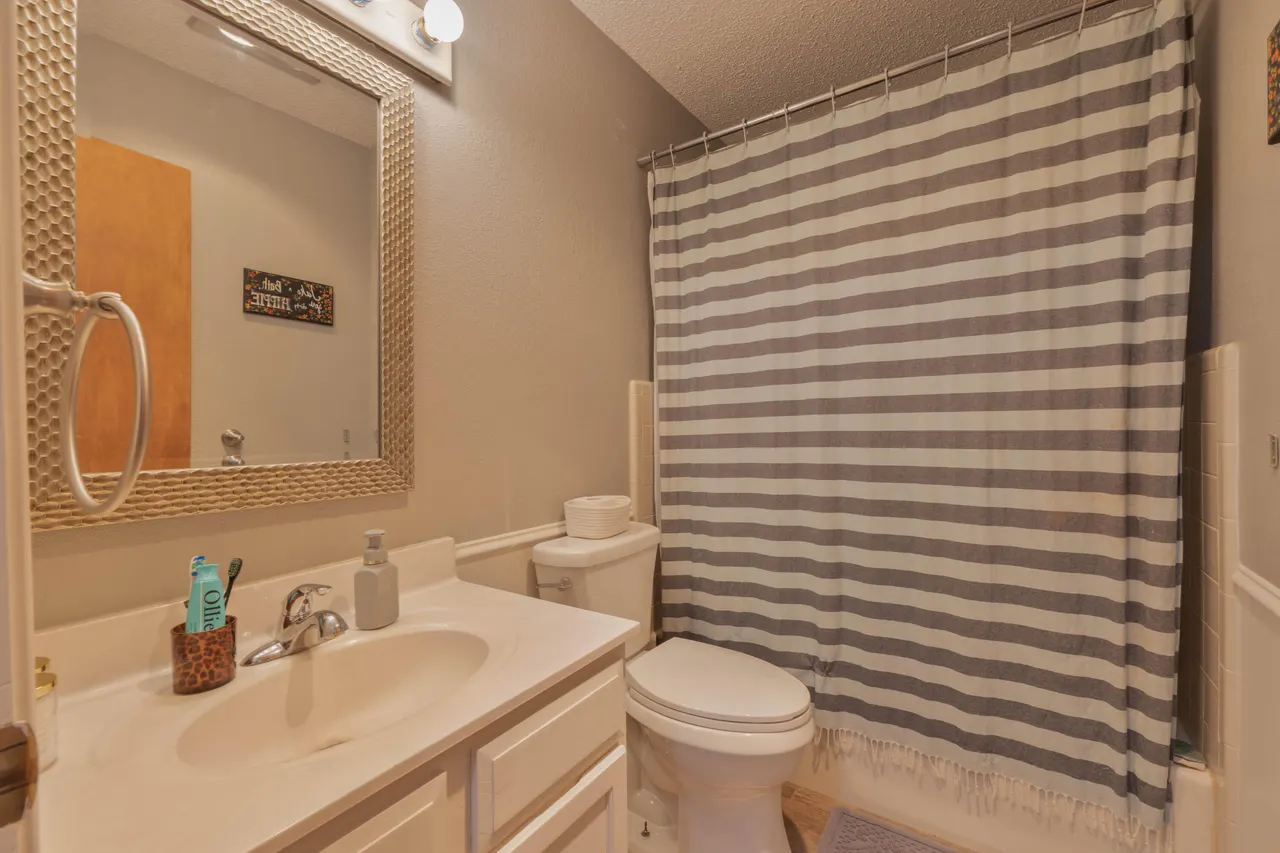 Photo 9 — 1411 6th Street, Shallowater, TX 79363