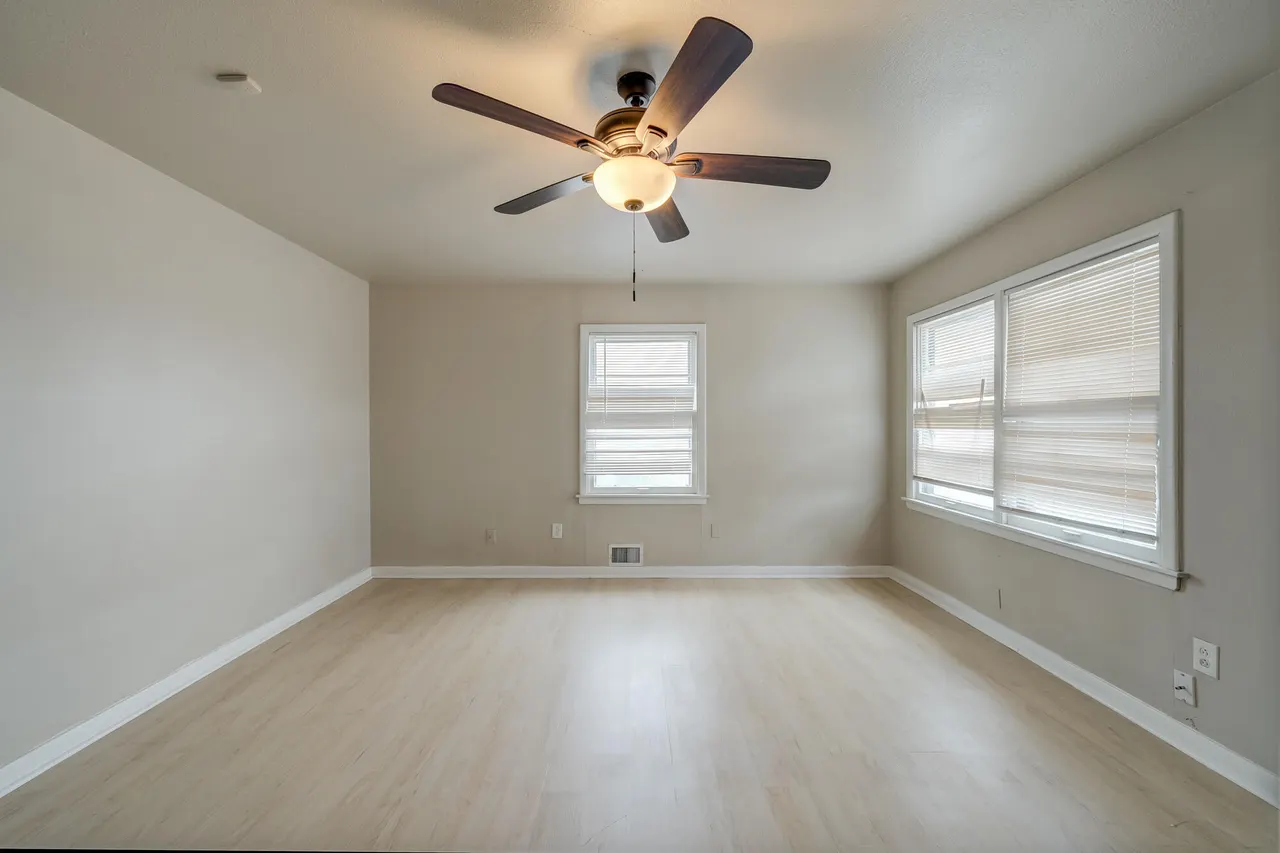 Photo 28 — 2213 33rd Street, Lubbock, TX 79411