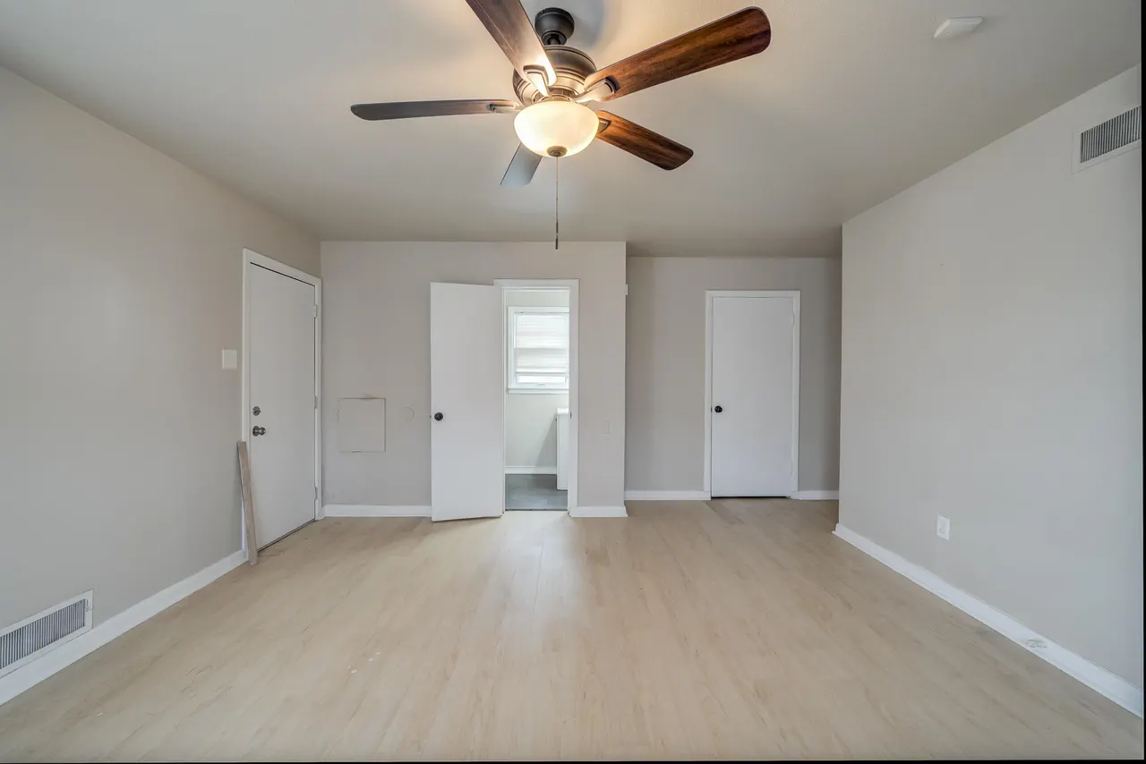 Photo 29 — 2213 33rd Street, Lubbock, TX 79411