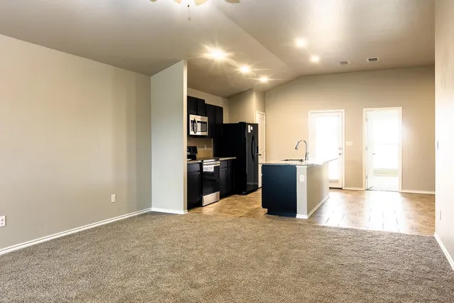 Photo 2 — 13316 Vernon Avenue, Lubbock, TX 79423