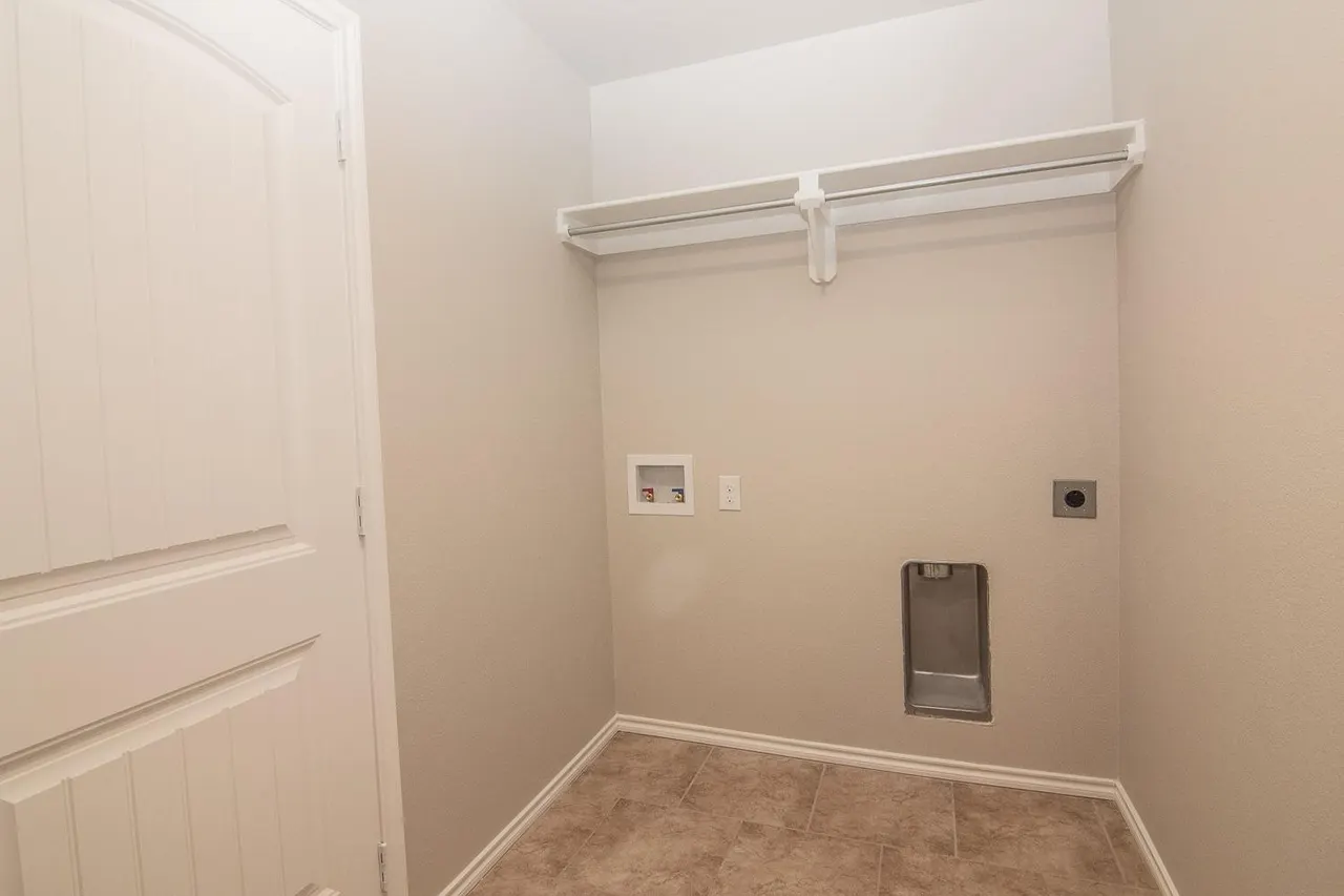 Photo 15 — 13316 Vernon Avenue, Lubbock, TX 79423