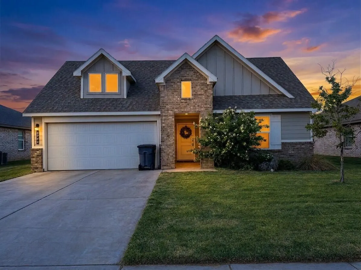 Photo 2 — 6906 56th Street, Lubbock, TX 79407
