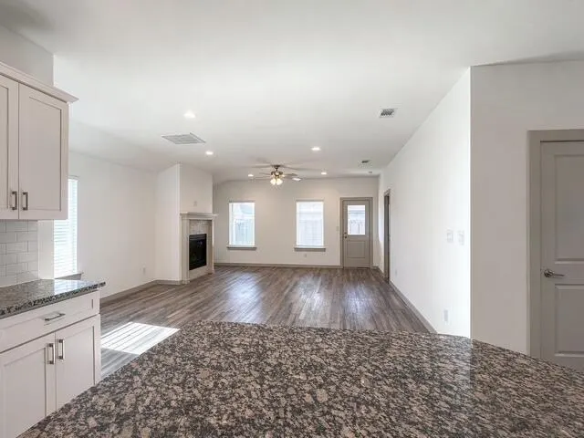 Photo 7 — 6906 56th Street, Lubbock, TX 79407
