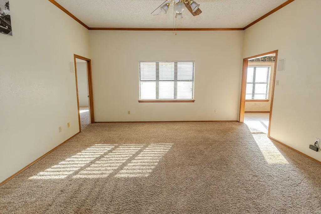 Photo 4 — 9703 Aberdeen Avenue, Lubbock, TX 79424