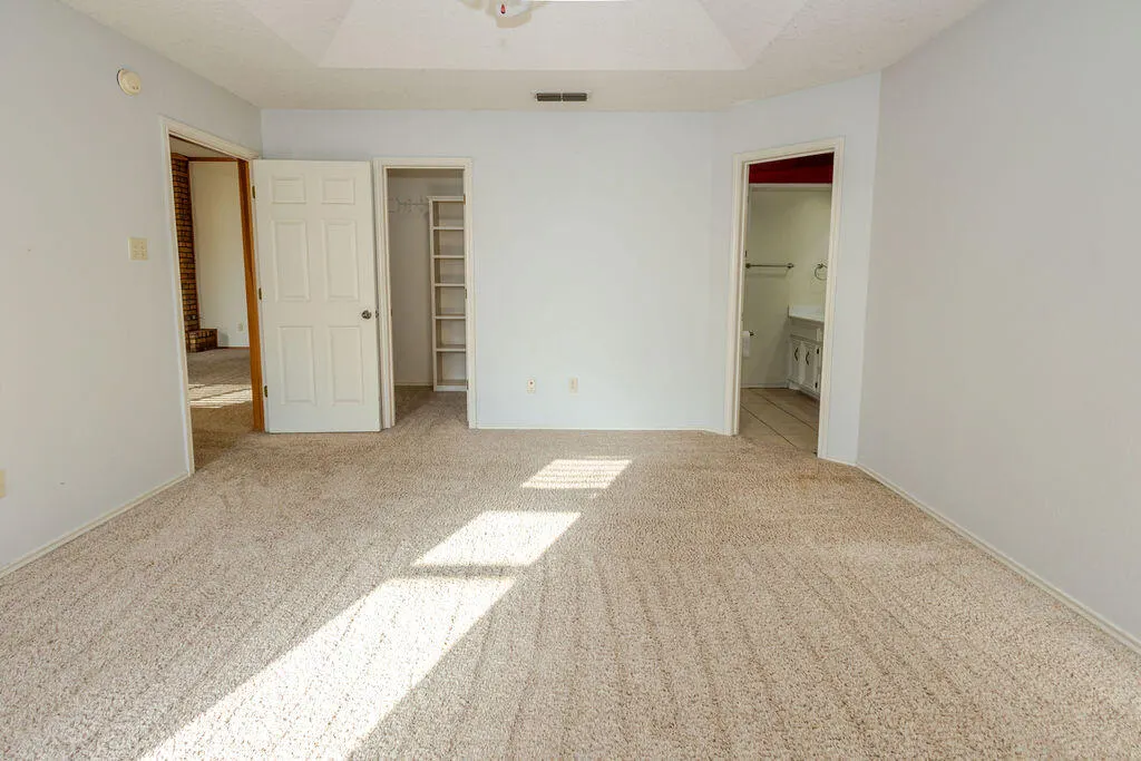 Photo 16 — 9703 Aberdeen Avenue, Lubbock, TX 79424