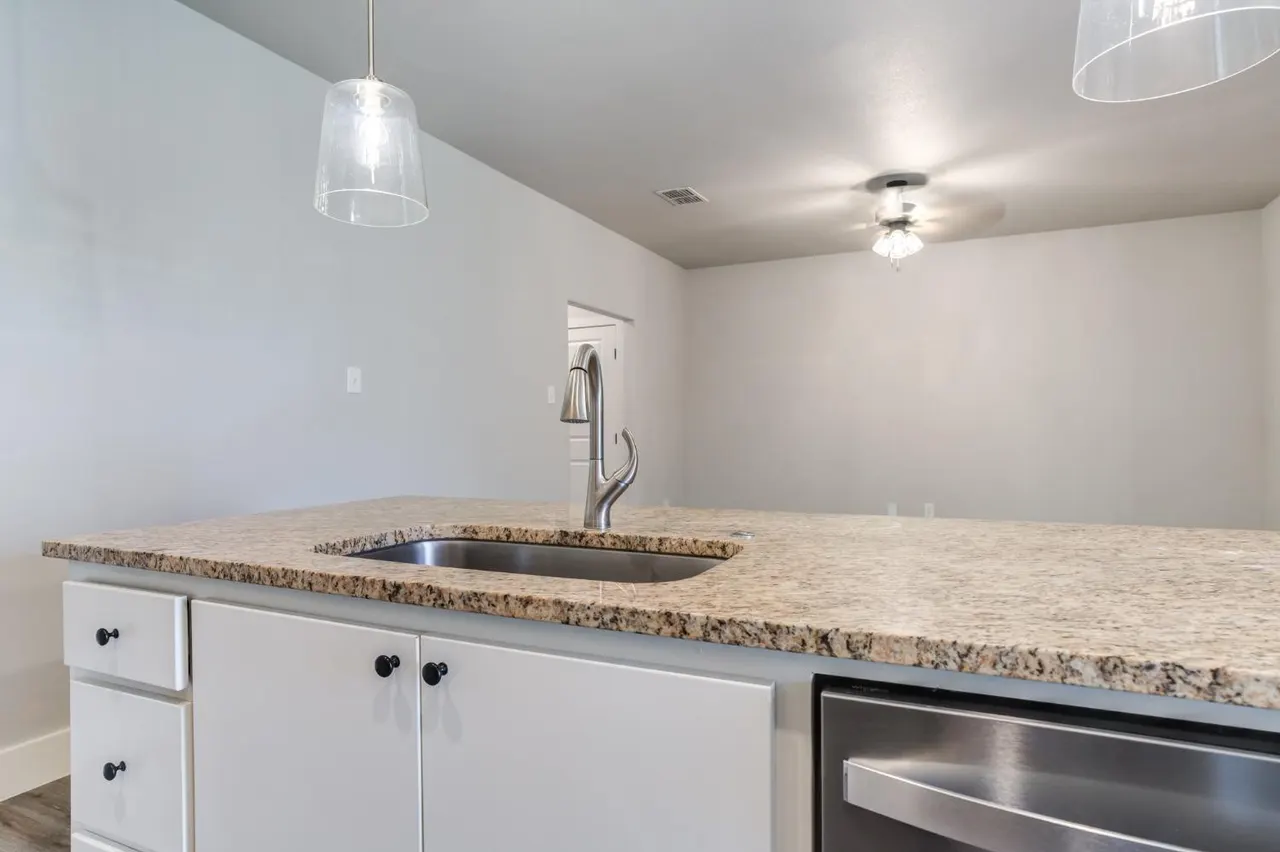 Photo 12 — 2528 137th Street, Lubbock, TX 79423