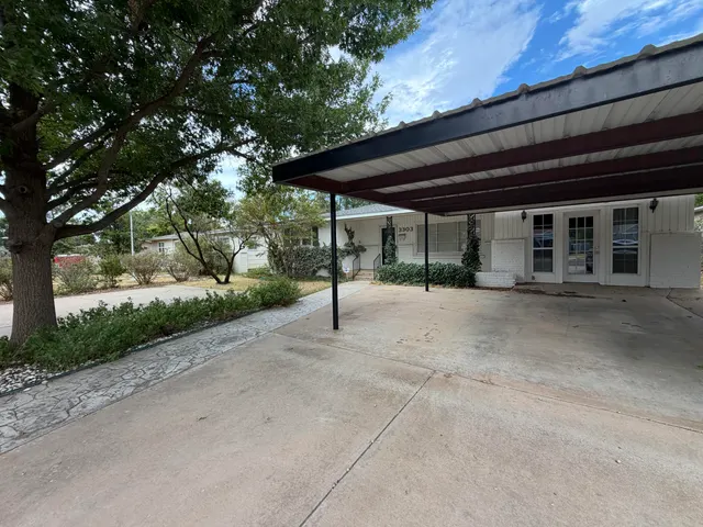 Photo 3 — 3303 36th Street, Lubbock, TX 79413