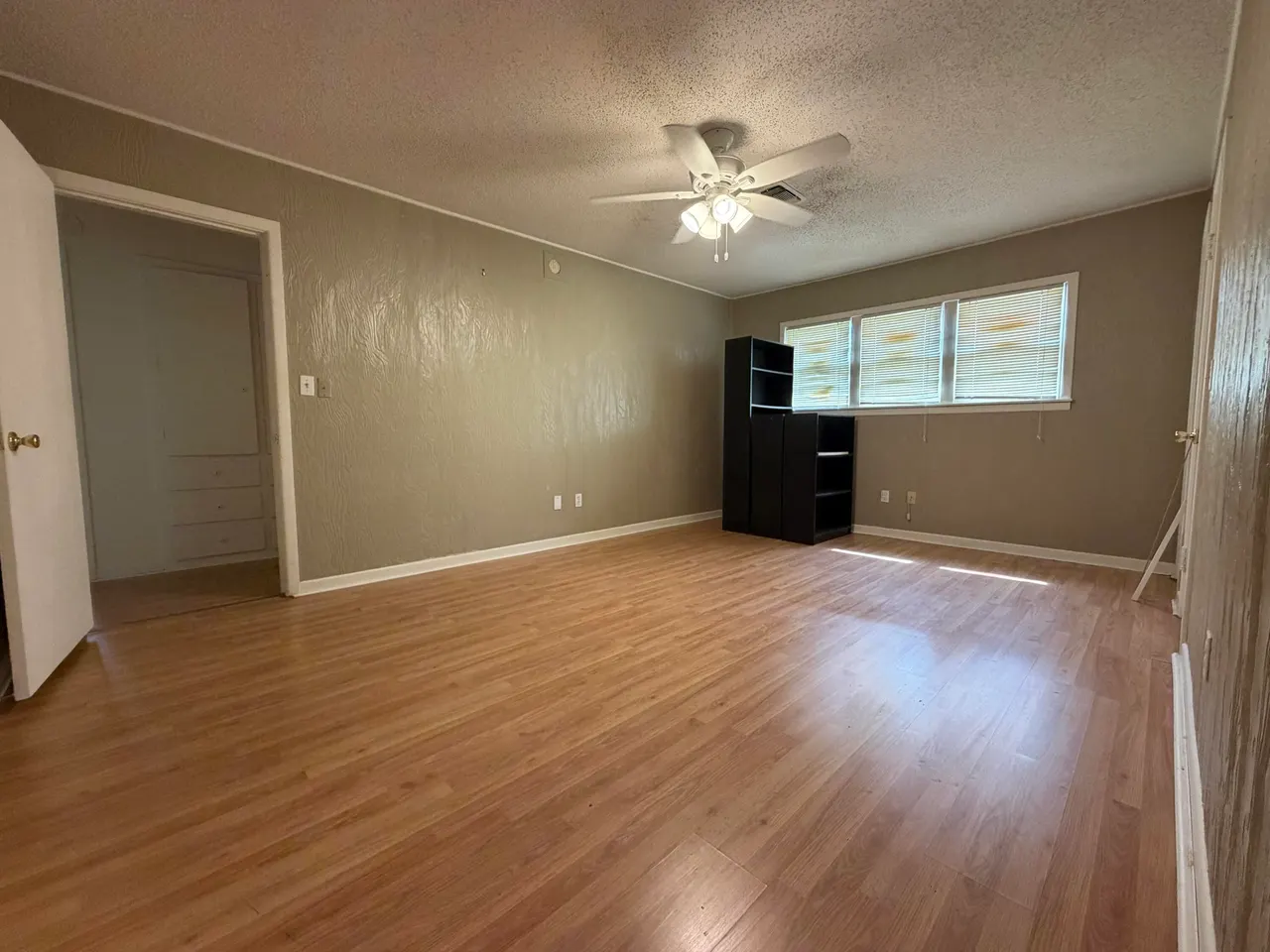 Photo 13 — 3303 36th Street, Lubbock, TX 79413