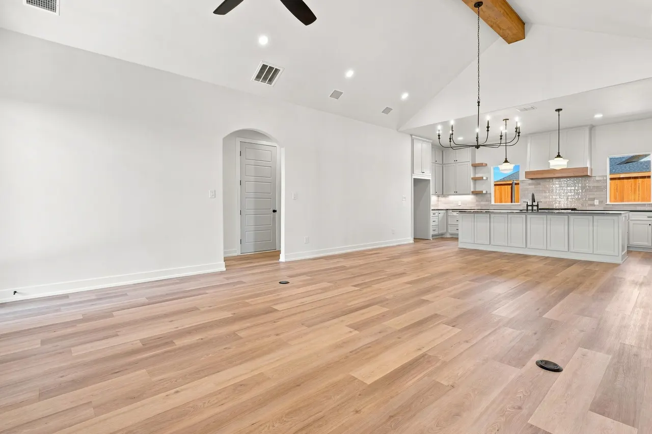 Photo 7 — 4412 Quincy Avenue, Lubbock, TX 79407