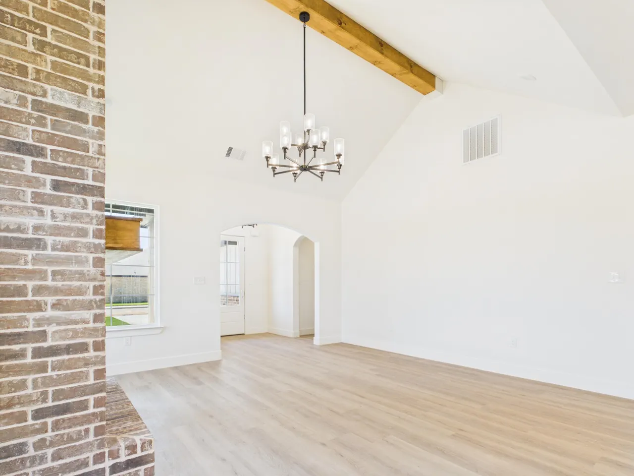 Photo 10 — 7018 18th Street, Lubbock, TX 79416