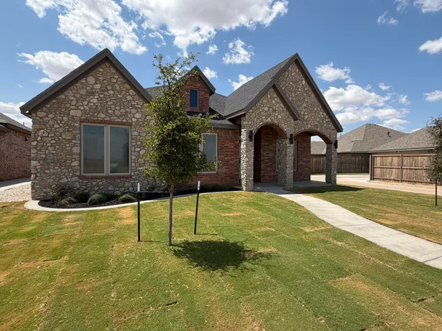 Photo 3 — 4406 Quincy Avenue, Lubbock, TX 79407