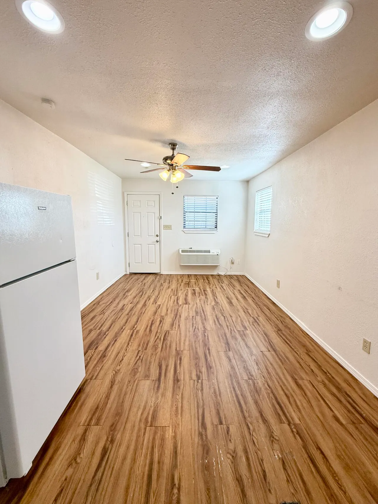 Photo 5 — 1912 25th Street B, Lubbock, TX 79411