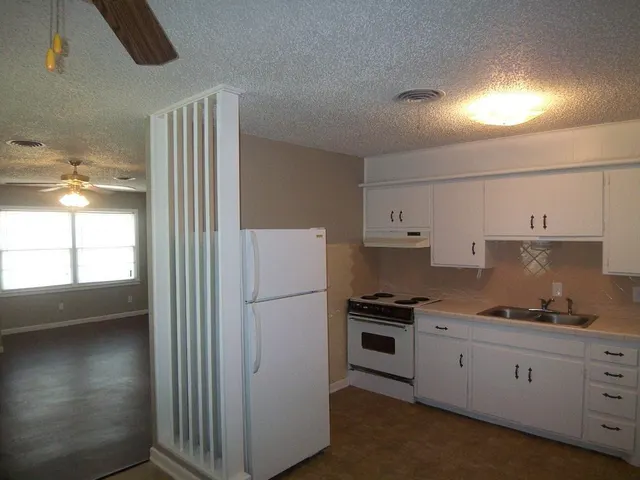Photo 3 — 5401 Temple Avenue A, Lubbock, TX 79412