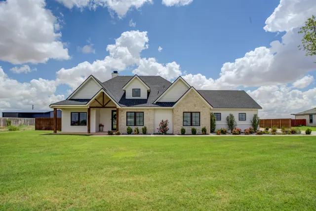 Front exterior — 705 Cotton Creek Farms Circle, Tahoka, TX 79373
