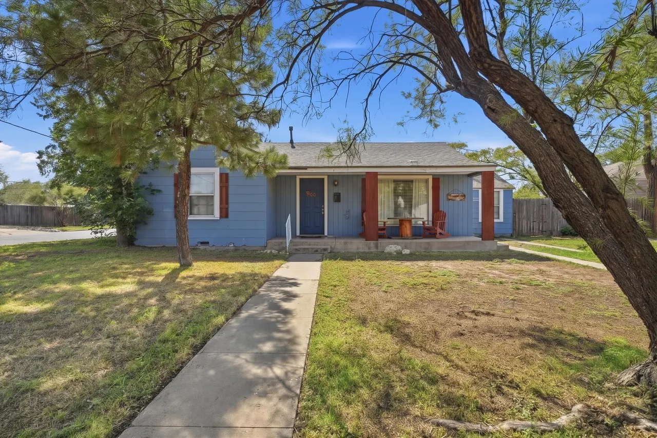 Front exterior — 2601 30th Street, Lubbock, TX 79410