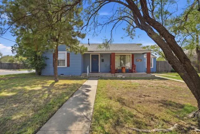 Front exterior — 2601 30th Street, Lubbock, TX 79410