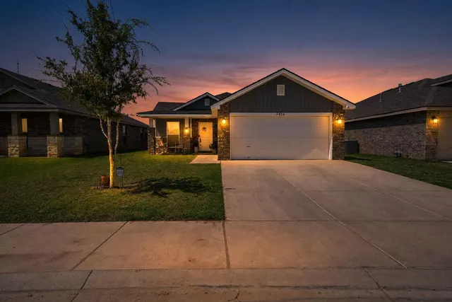 Photo 3 — 7416 32nd Street, Lubbock, TX 79407