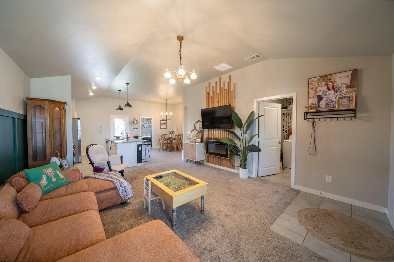 Photo 9 — 7416 32nd Street, Lubbock, TX 79407