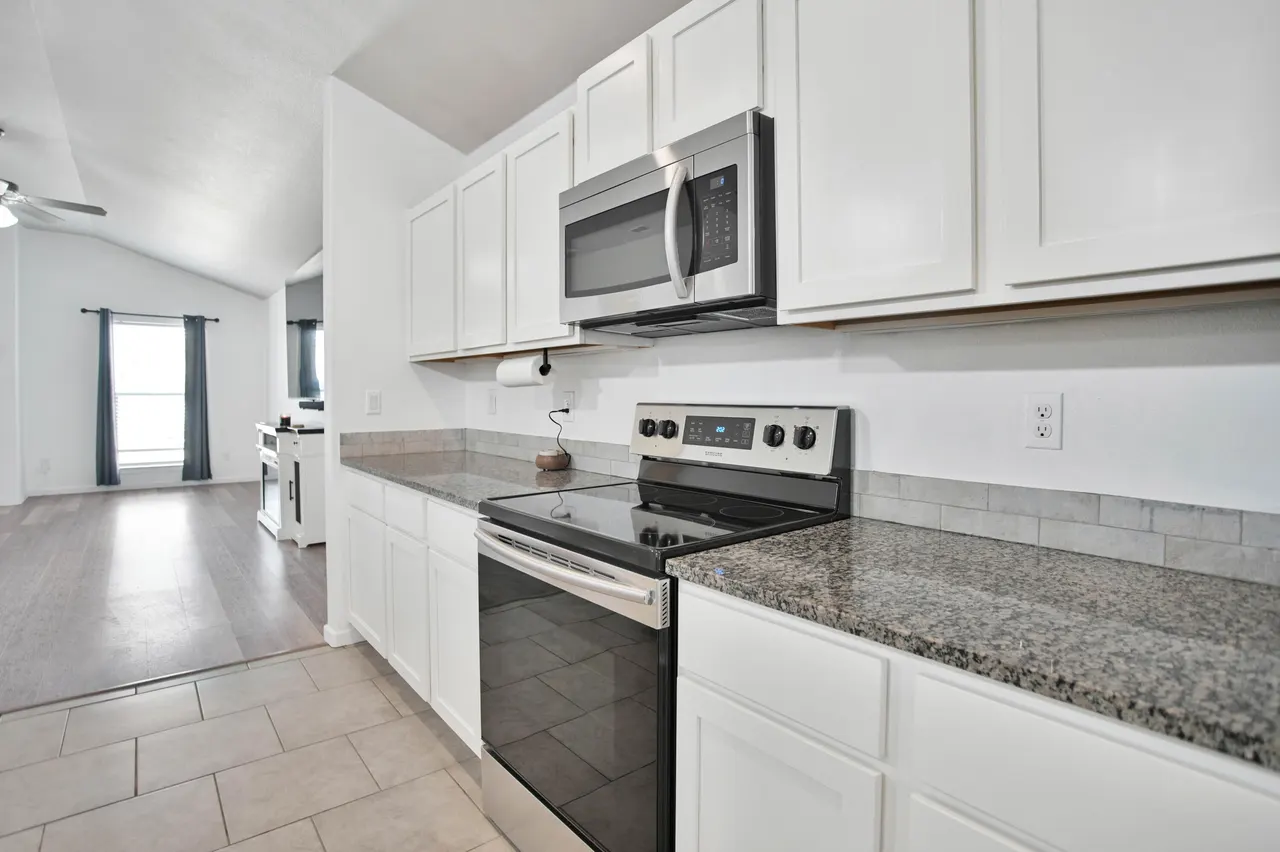 Photo 12 — 13314 Vernon Avenue, Lubbock, TX 79423