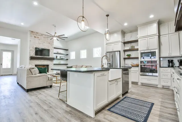 Photo 7 — 401 Troy Avenue, Lubbock, TX 79416