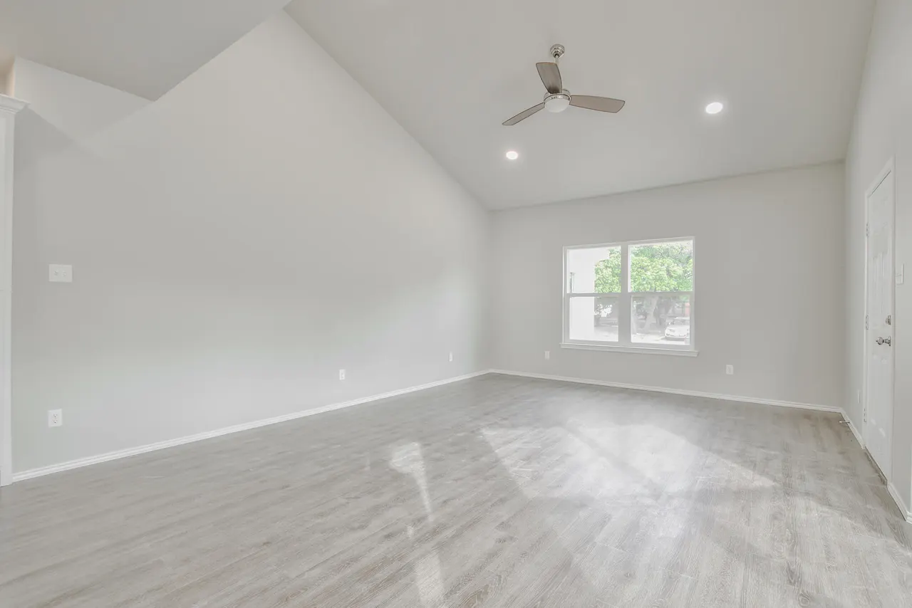 Photo 7 — 3119 - 3121 74th Street, Lubbock, TX 79423