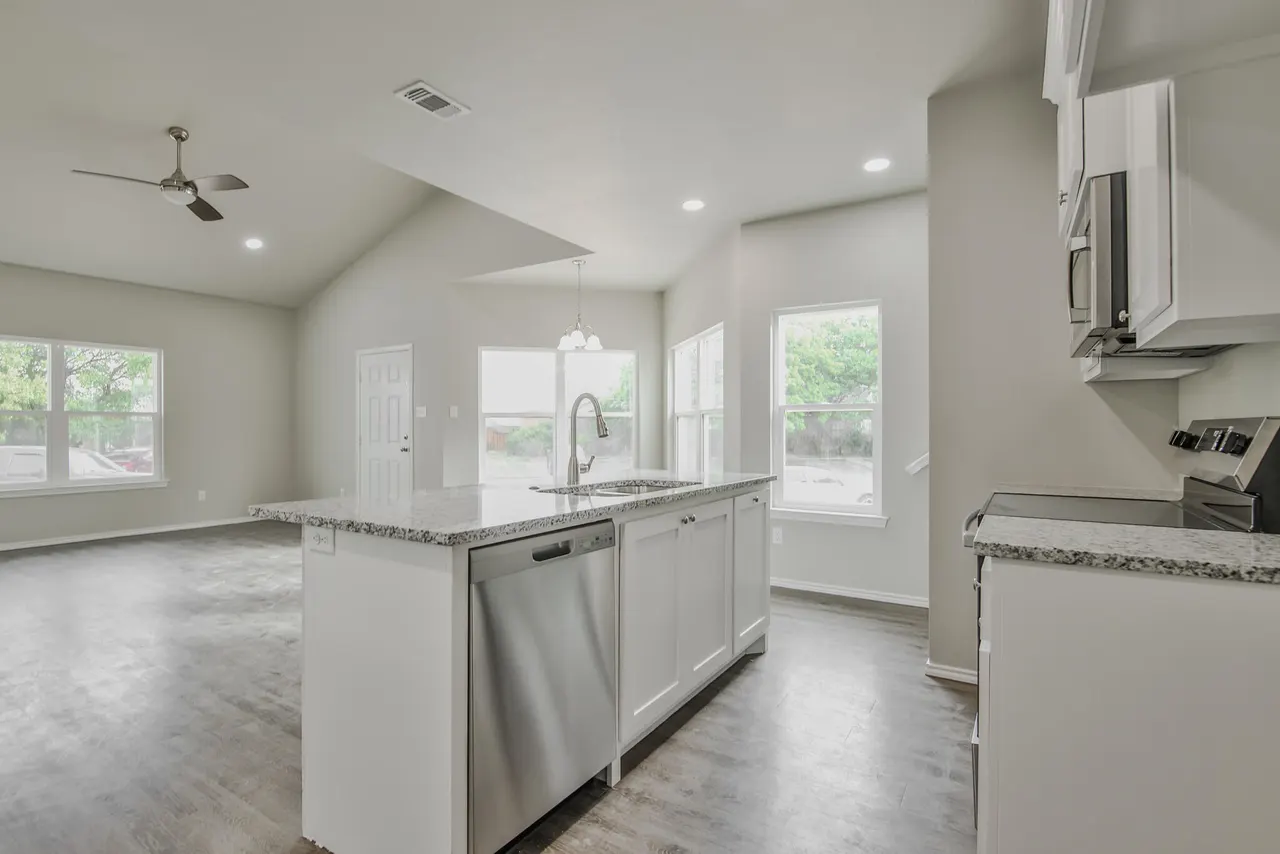 Photo 13 — 3119 - 3121 74th Street, Lubbock, TX 79423