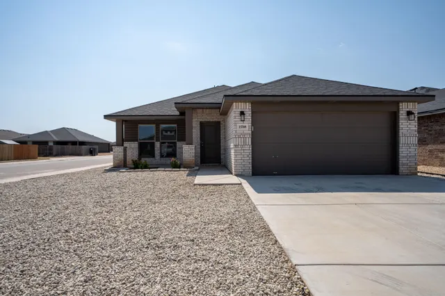 Front exterior — 13708 Avenue R, Lubbock, TX 79423