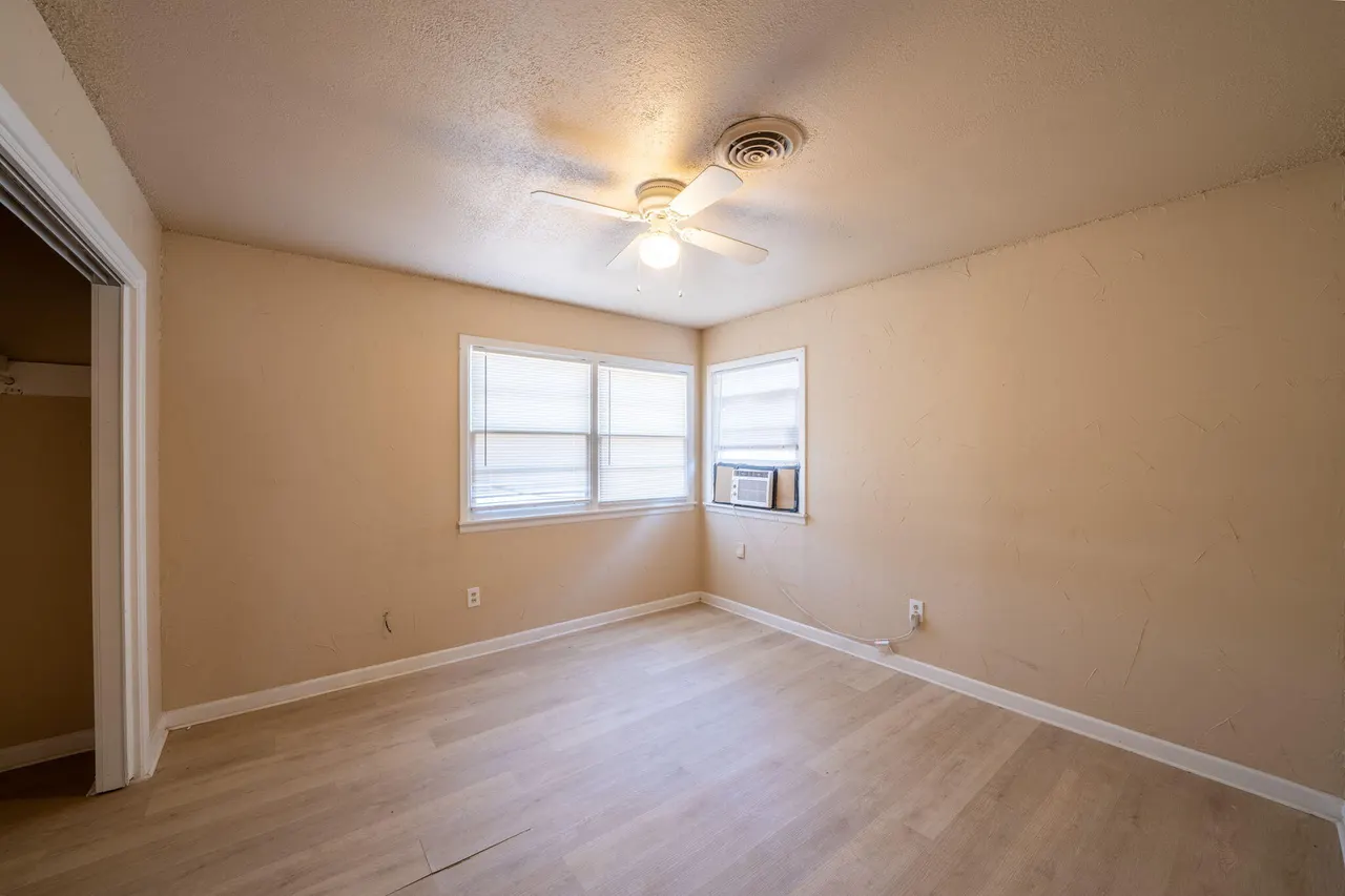 Photo 8 — 2611 43rd Street, Lubbock, TX 79413