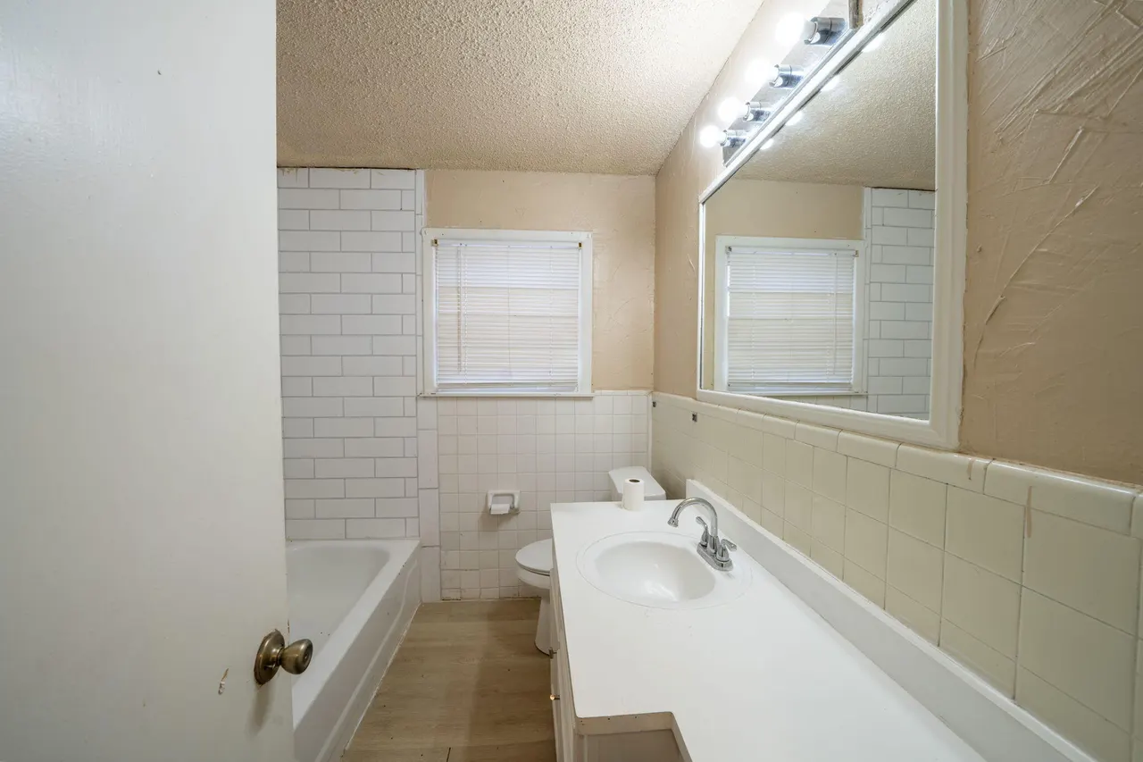 Photo 11 — 2611 43rd Street, Lubbock, TX 79413