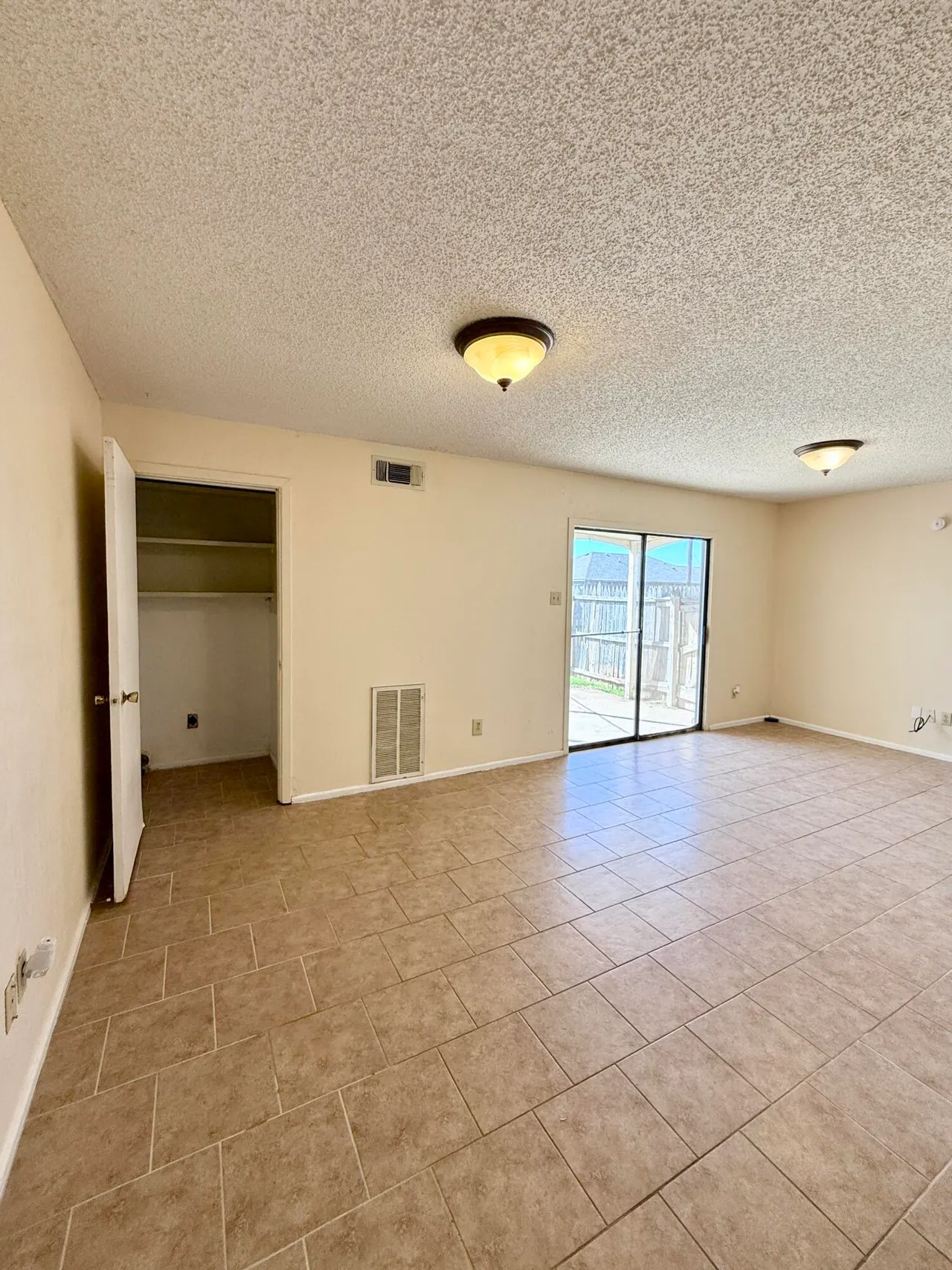 Photo 6 — 1503 Bradley Street D, Lubbock, TX 79403